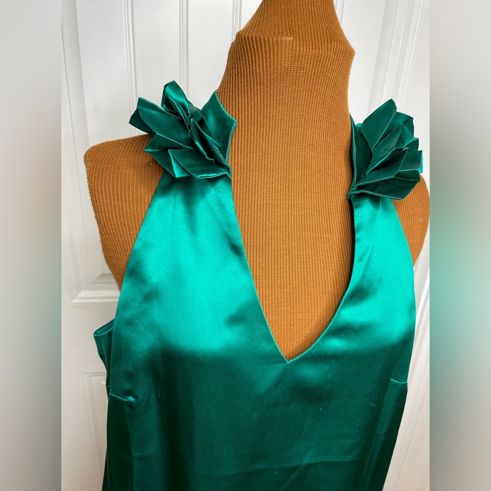 Matty M Ruffled Collar Sleeveless Green Silk Top Size Medium - Picture 2 of 8